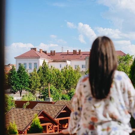 Hotel U Anity Užhorod Exteriér fotografie