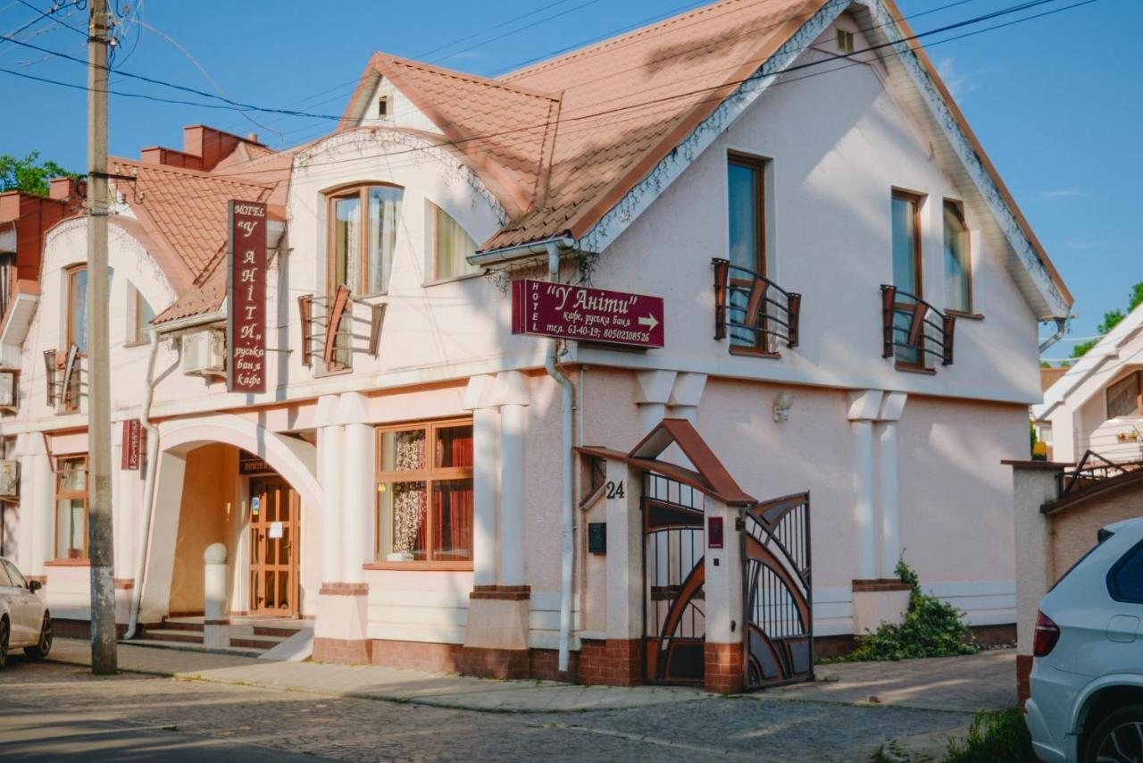 Hotel U Anity Užhorod Exteriér fotografie