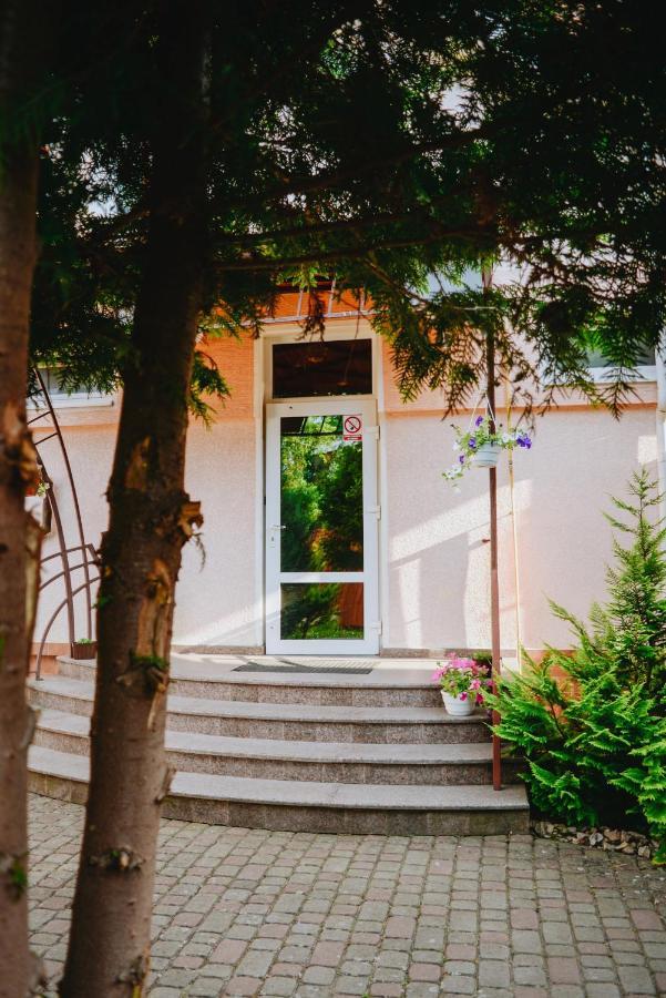 Hotel U Anity Užhorod Exteriér fotografie