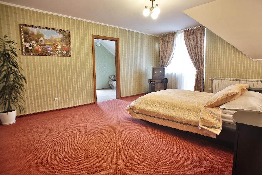 Hotel U Anity Užhorod Exteriér fotografie