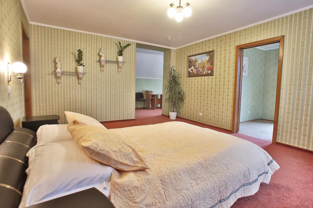 Hotel U Anity Užhorod Exteriér fotografie